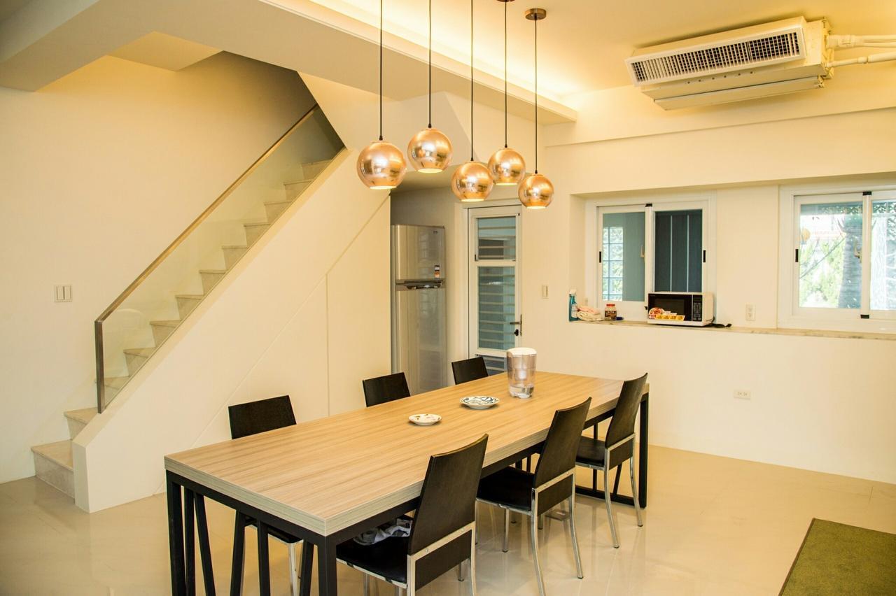 Mountain Homestay 6-8人包棟民宿 Xinhua Exteriör bild