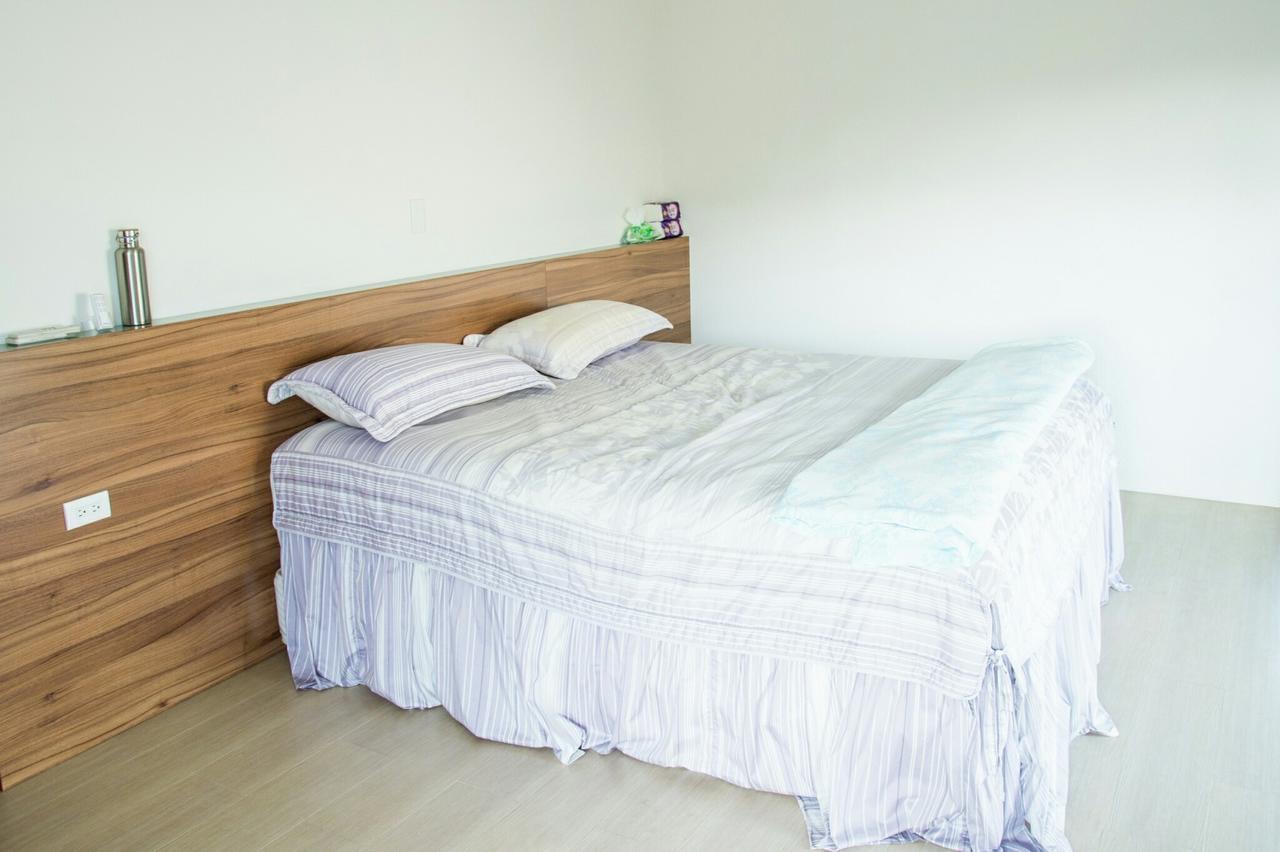 Mountain Homestay 6-8人包棟民宿 Xinhua Exteriör bild